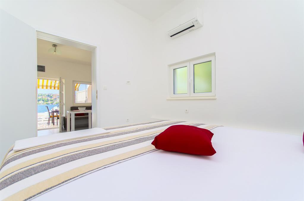 Apartment Mirjana Rogoznica  Bagian luar foto