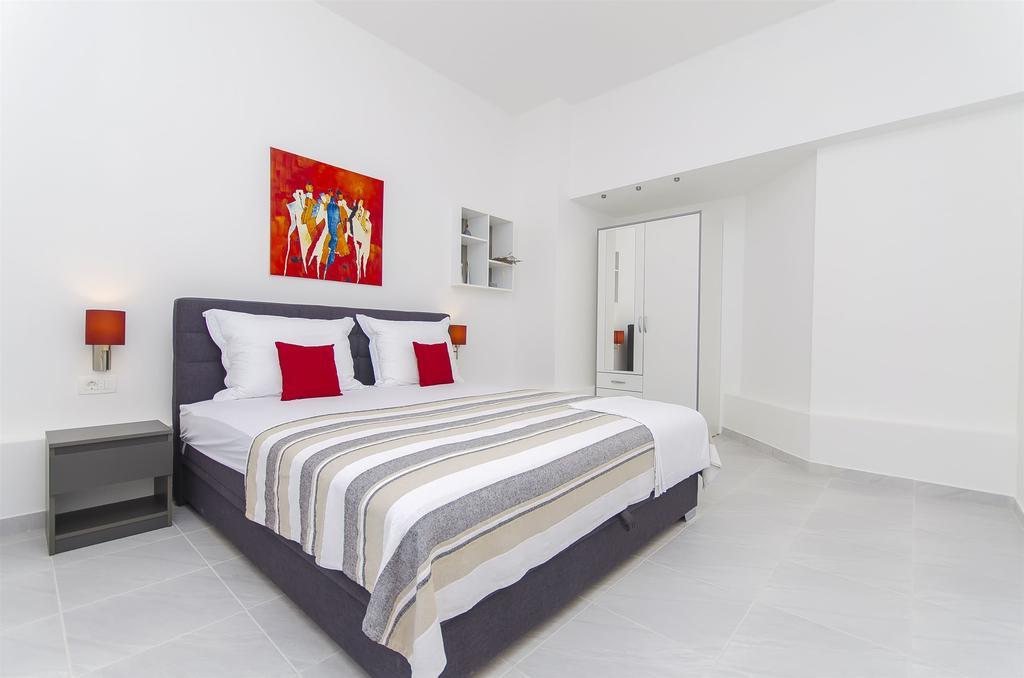 Apartment Mirjana Rogoznica  Bagian luar foto